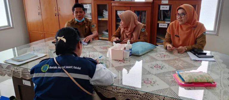 Wawancara instrumen monev dengan Labkesmas Prov Sumbar
