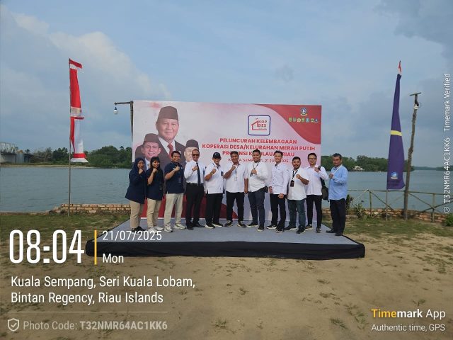 1 kop merah putih bintan