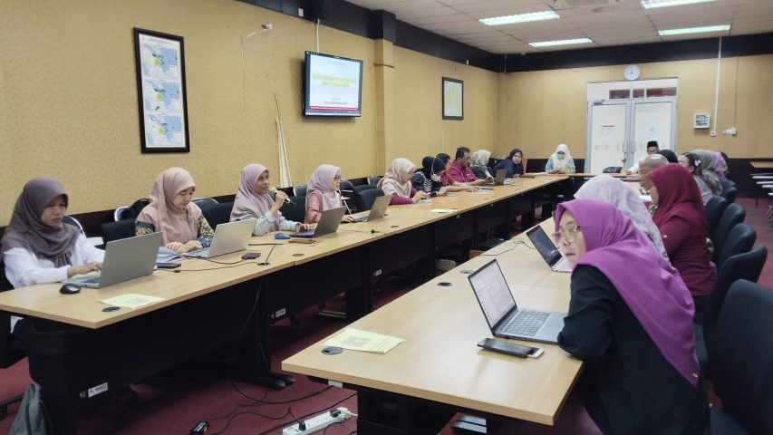 filter: 0; fileterIntensity: 0.0; filterMask: 0; hdrForward: 0; brp_mask:0;
brp_del_th:null;
brp_del_sen:null;
delta:null;
module: photo;hw-remosaic: false;touch: (0.5376854, 0.3343231);sceneMode: 8;cct_value: 0;AI_Scene: (-1, -1);aec_lux: 0.0;aec_lux_index: 0;HdrStatus: auto;albedo:  ;confidence:  ;motionLevel: -1;weatherinfo: null;temperature: 38;