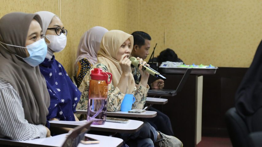 4. Diskusi dan tanya jawab dari pegawai _b