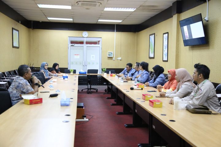 6. Sesi Diskusi Hasil Praktikum Antara Perwakilan Pendamping Lapangan, Dosen Pendamping dan Mahasiswa